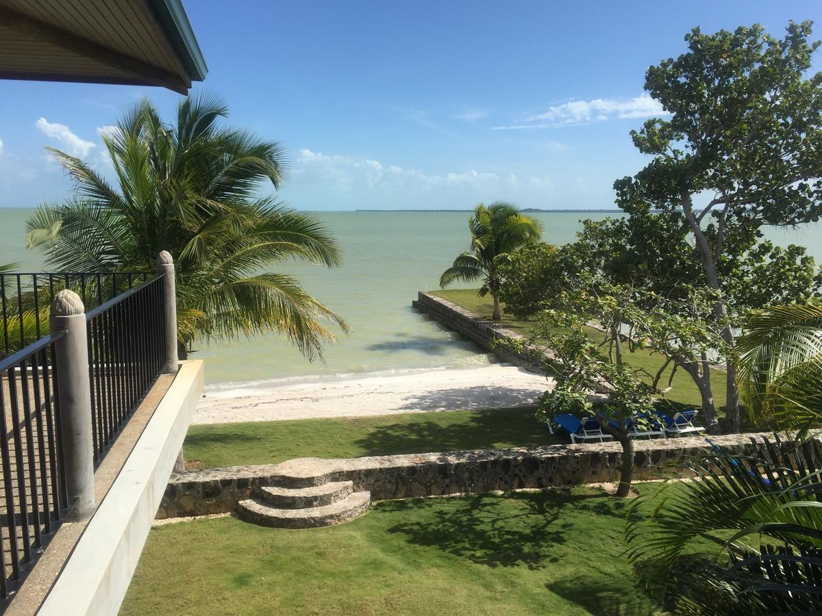Almond Tree Hotel Resort Corozal Exterior photo